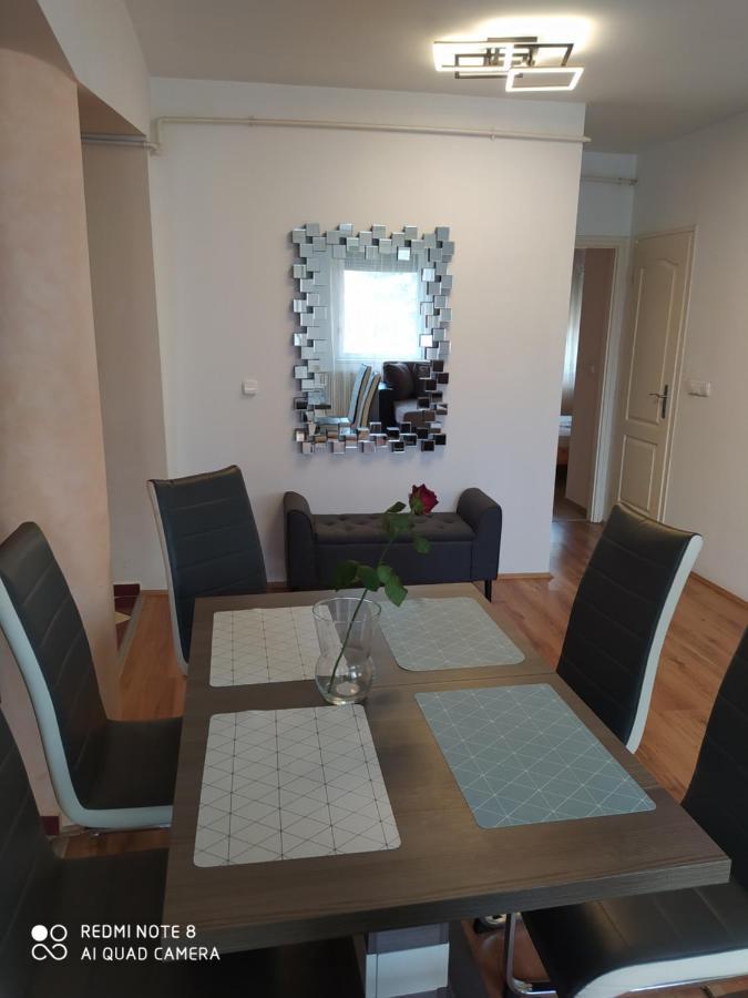 Kristaly Apartman سيغيد المظهر الخارجي الصورة